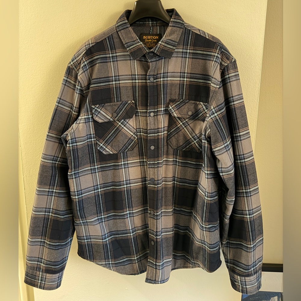 Burton Insulted Flannel - Blue Plaid Shirt - Size Large